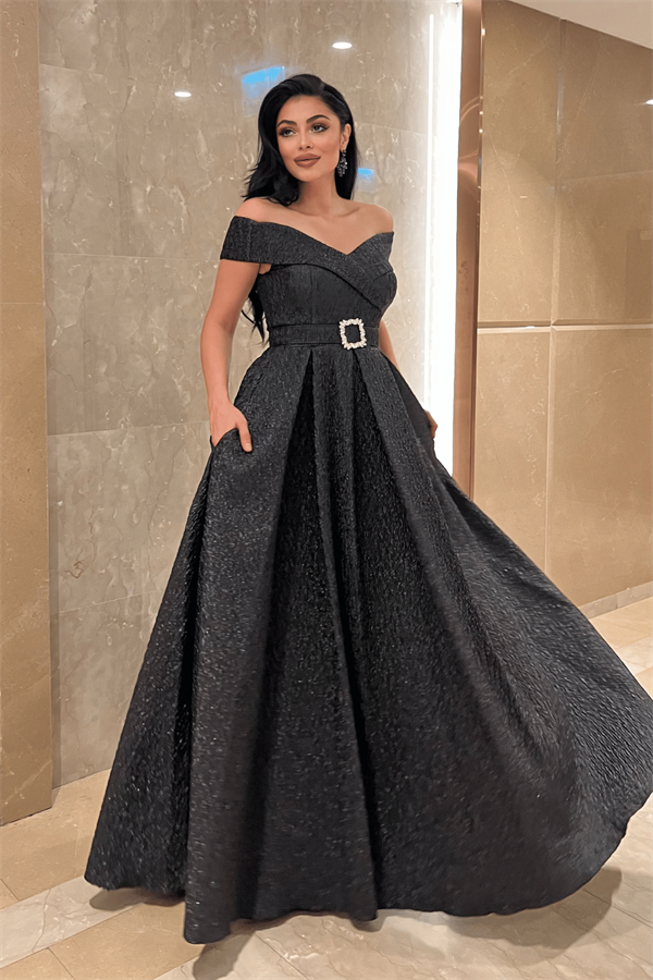 Jakar Kumaş Kayık Kaya Prenses Elbise - SİYAH