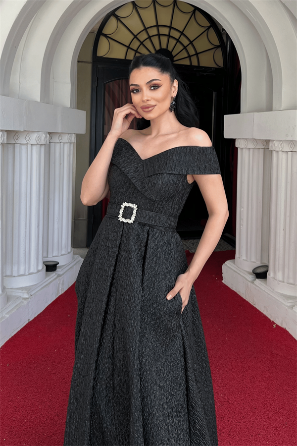 Jakar Kumaş Kayık Kaya Prenses Elbise - SİYAH