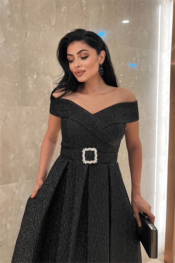 Jakar Kumaş Kayık Kaya Prenses Elbise - SİYAH