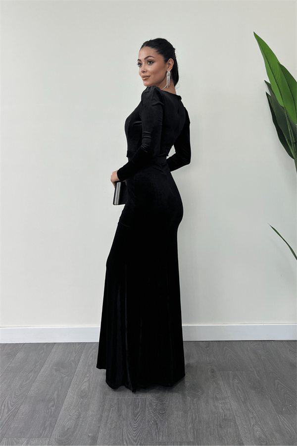 فستان سمكي من قماش مخملي بياقة قلب - أسود