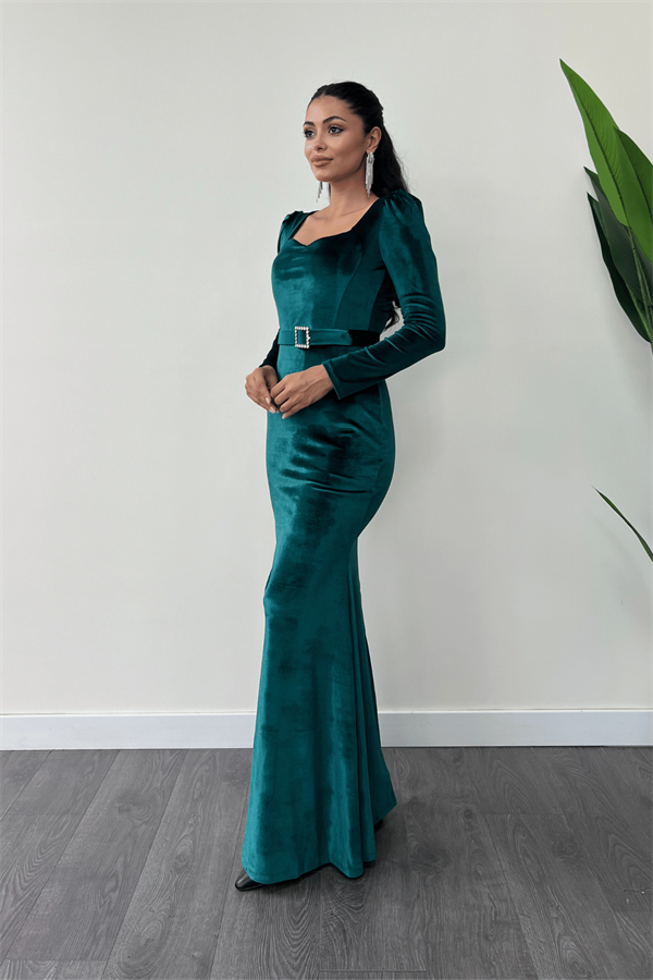 Kadife Kumaş Kalp Yaka Balık Elbise - ZÜMRÜT YEŞİL