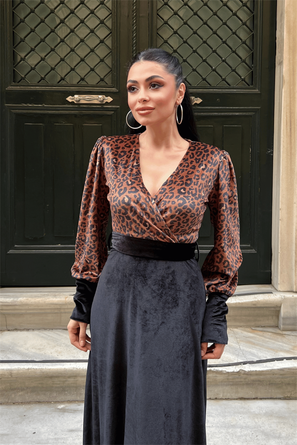 Kadife Kumaş Leopar Detaylı Elbise - SİYAH