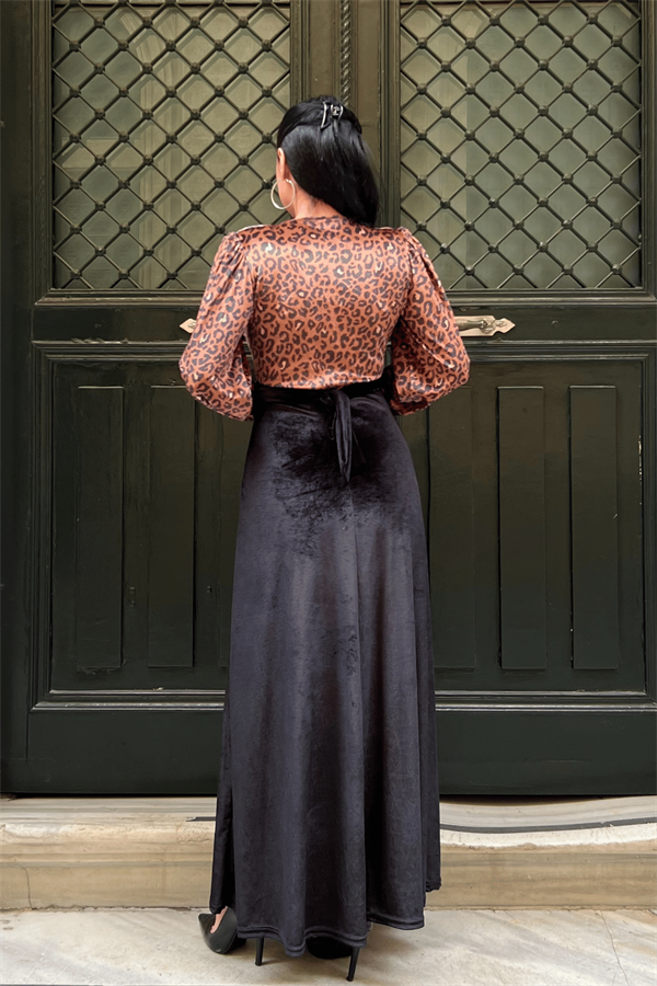 Kadife Kumaş Leopar Detaylı Elbise - SİYAH