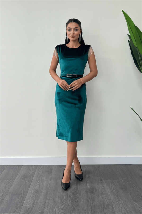 Kadife Kumaş Omuz Püsküllü Kalem Elbise - ZÜMRÜT YEŞİL