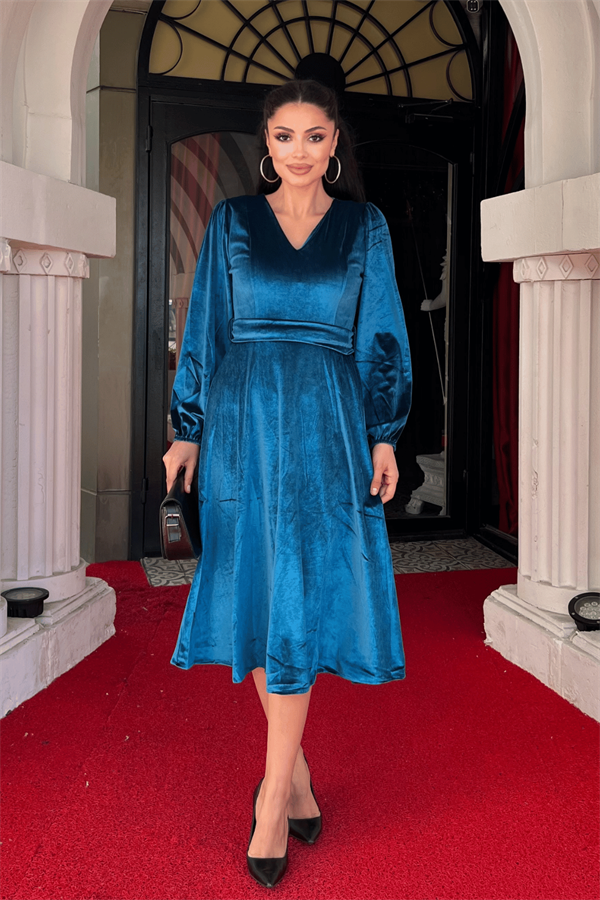 Kadife Kumaş V Yaka Midi Elbise - TURKUAZ