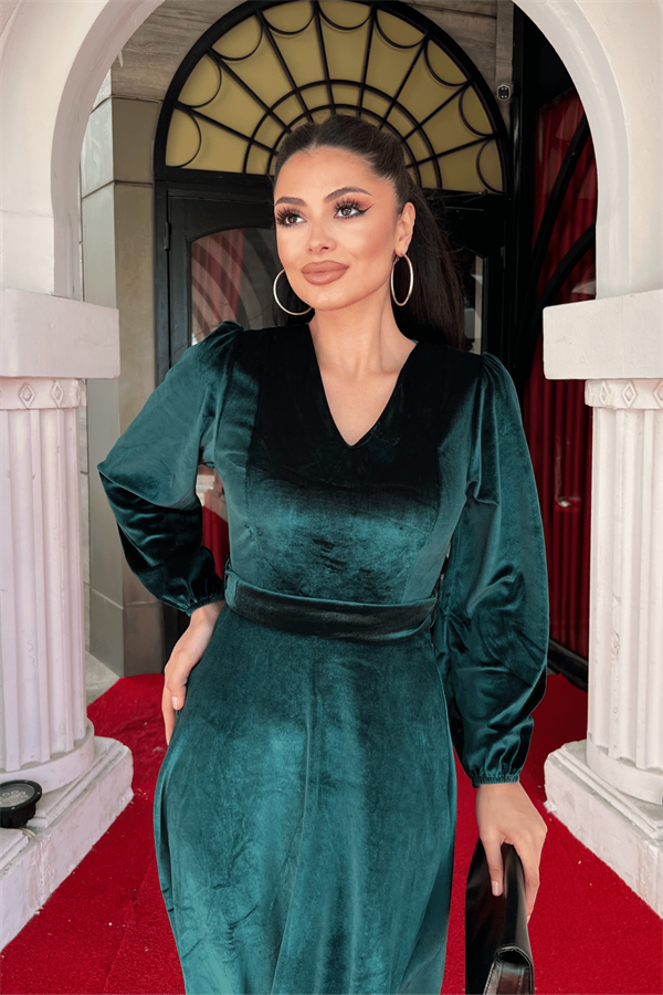 Kadife Kumaş V Yaka Midi Elbise - ZÜMRÜT YEŞİL