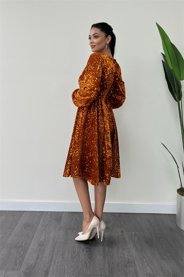 Kadife Payet Kumaş Kruvaze Yaka Midi Elbise - GOLD