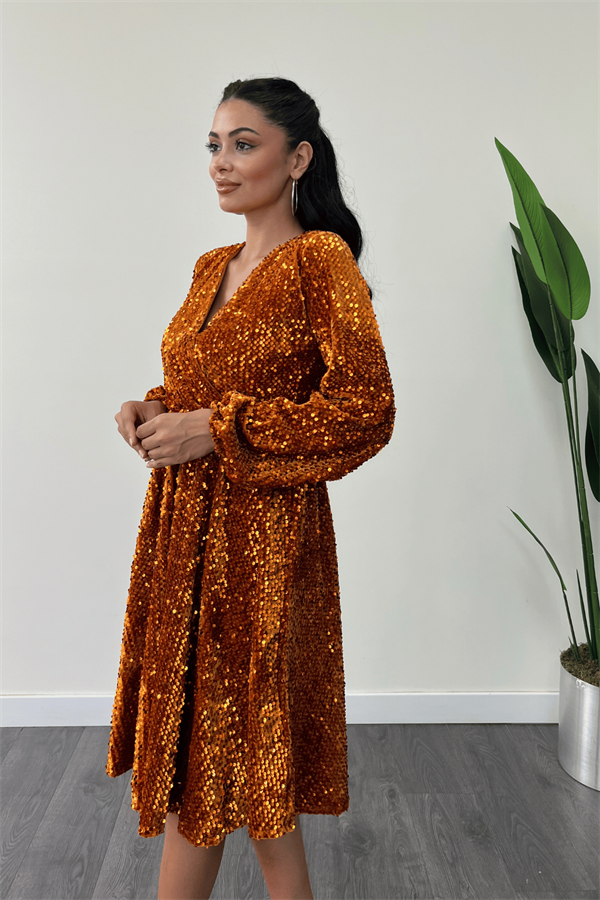 Kadife Payet Kumaş Kruvaze Yaka Midi Elbise - GOLD