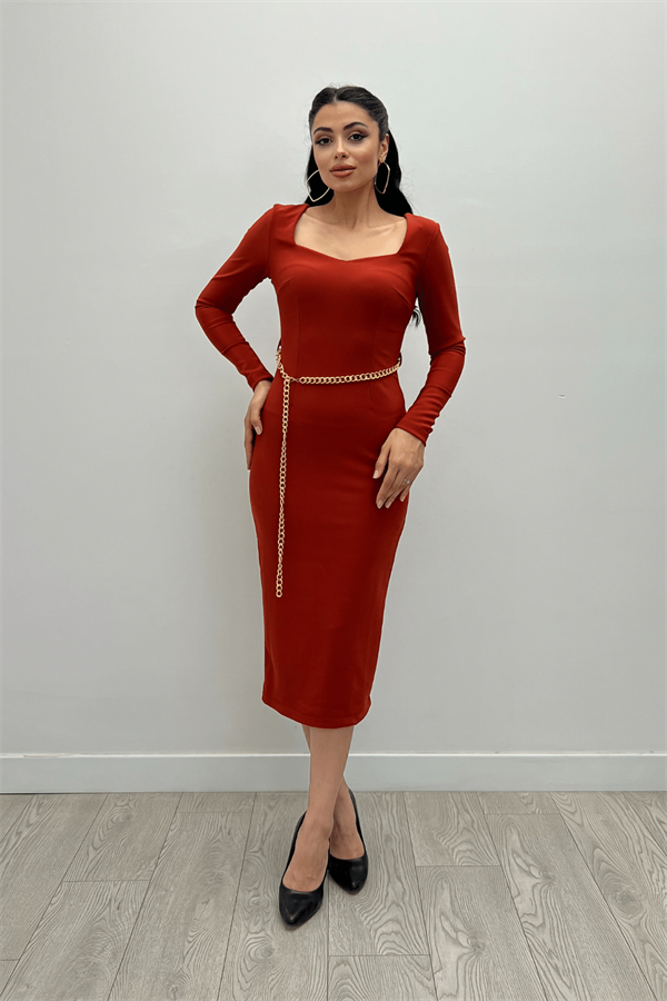 فستان بحزام سلسلة بياقة على شكل قلب - البلاط