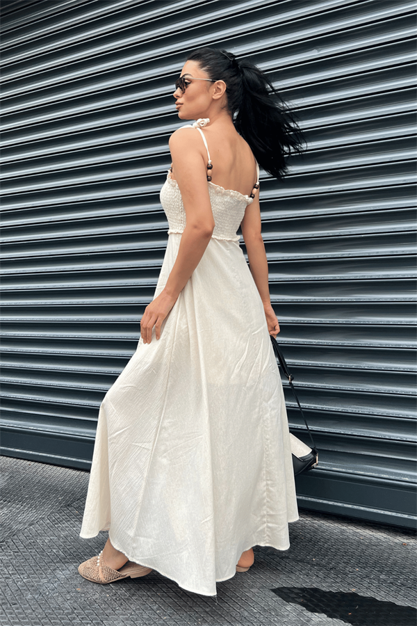 Keten Kumaş Göğüsü Büzgülü  Yırtmacli Elbise  - KREM