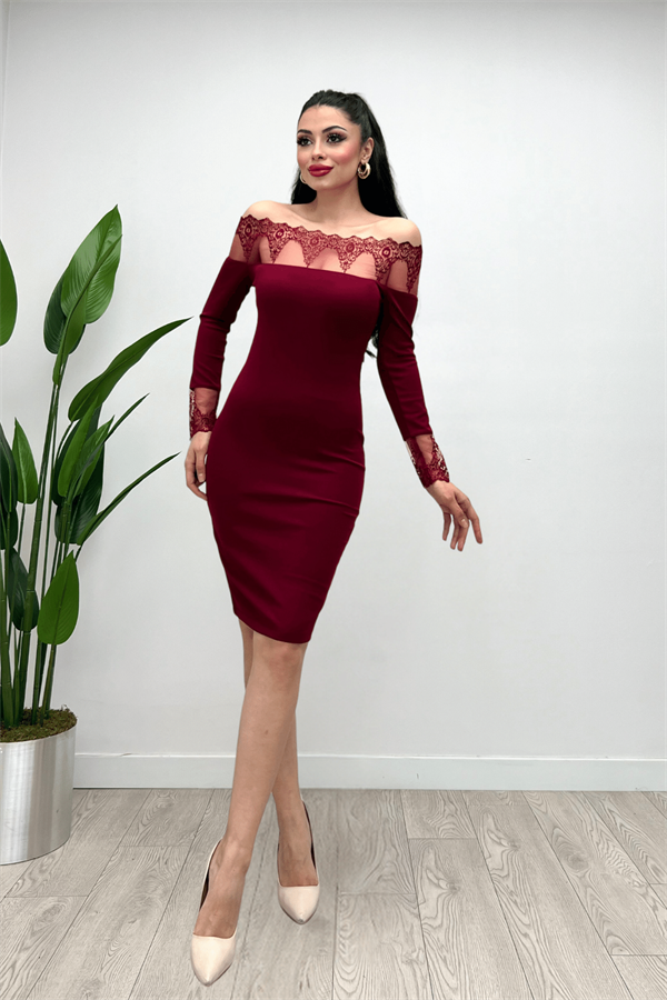 Krep Kumaş Dantel Detaylı Elbise - BORDO