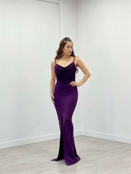 الباذنجان الأرجواني - فستان بياقة قماش كريب - أسود