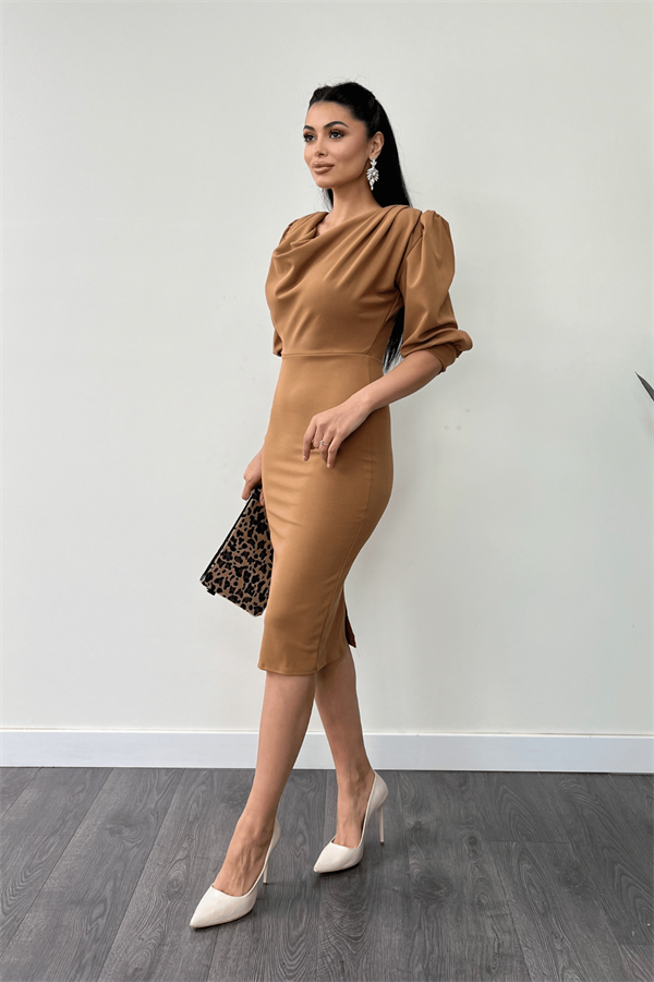 فستان قلم بياقة ديغاجي قماش الكريب بأكمام - البني