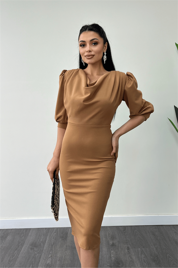 فستان قلم بياقة ديغاجي قماش الكريب بأكمام - البني