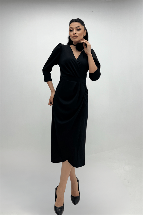 Krep Kumaş Gül Detaylı Ceket Elbise - SİYAH