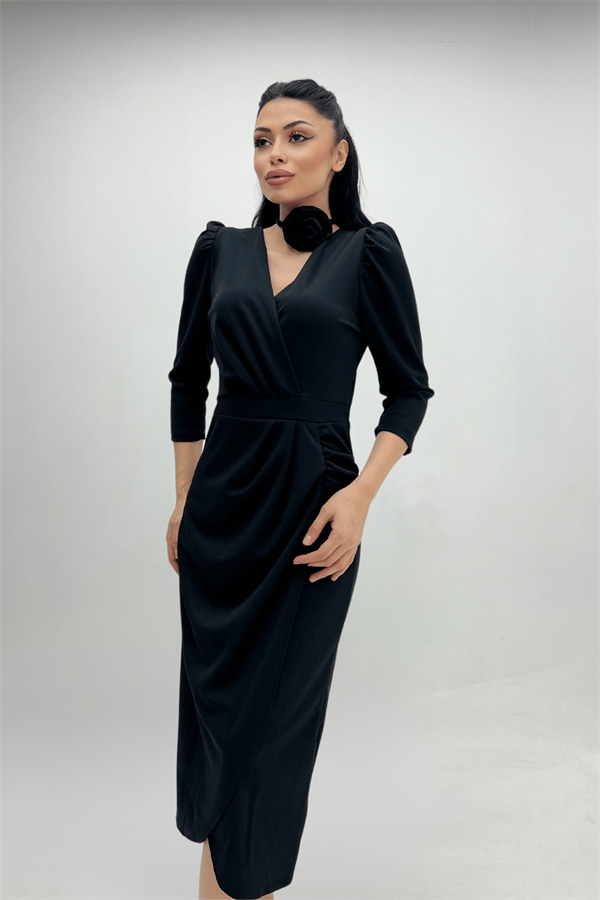 Krep Kumaş Gül Detaylı Ceket Elbise - SİYAH