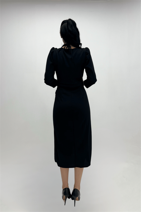 Krep Kumaş Gül Detaylı Ceket Elbise - SİYAH