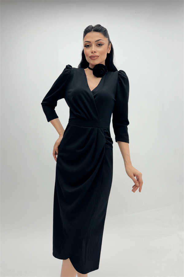 Krep Kumaş Gül Detaylı Ceket Elbise - SİYAH