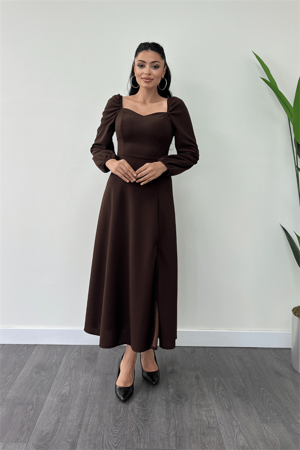 Krep Kumaş Kalp Yaka Midi Elbise - KAHVERENGİ