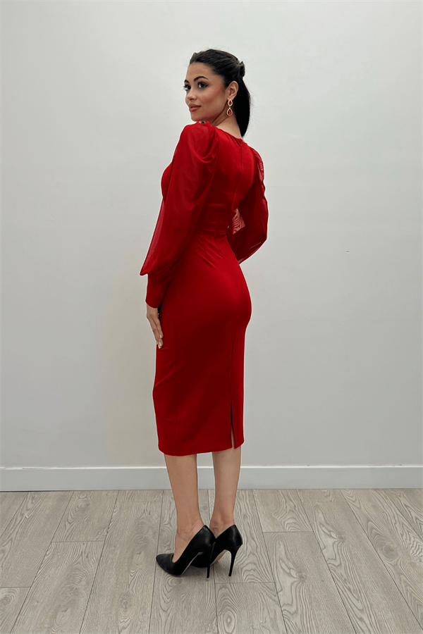 فستان من قماش الكريب بياقة مربعة - أحمر