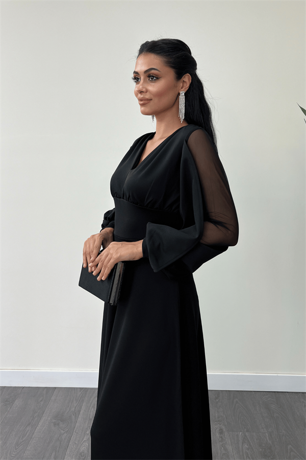 Krep Kumaş Kolları Tül Abiye Elbise - SİYAH