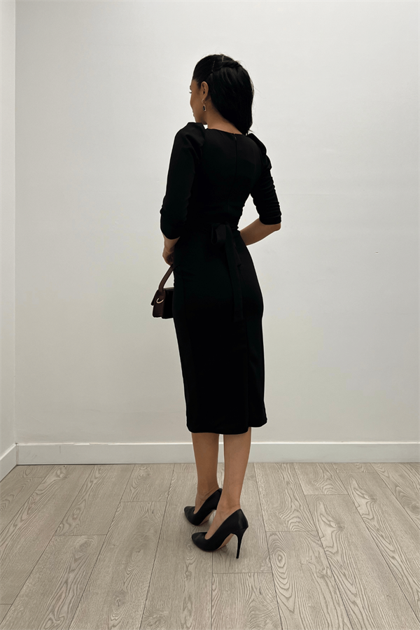 فستان متوسط ​​الطول بقماش كريب - الأسود