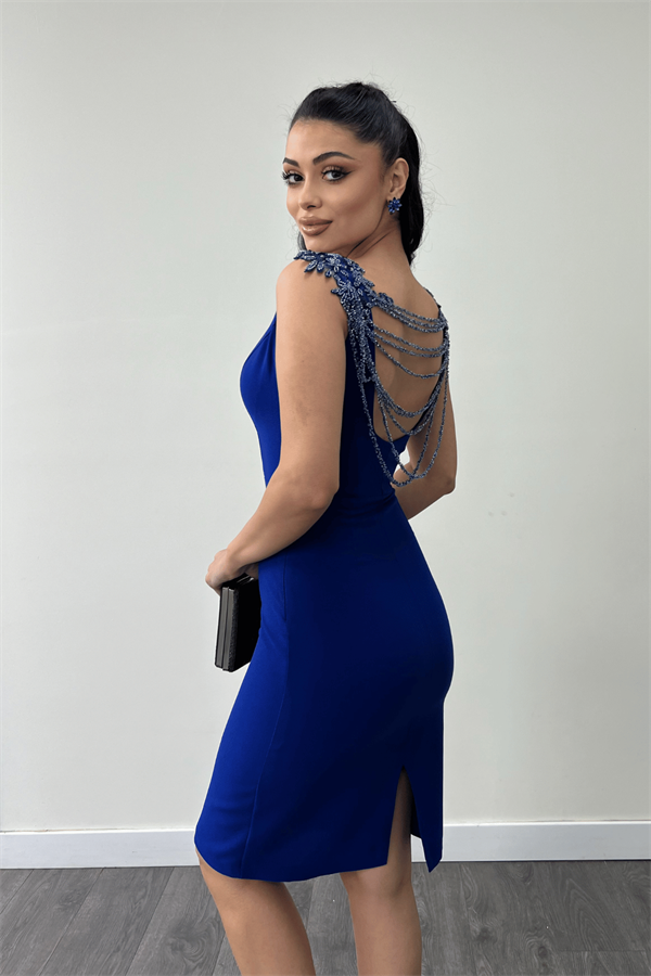 Krep Kumaş Sırt Boncuk Detaylı Kalem Elbise - SAKS MAVİ