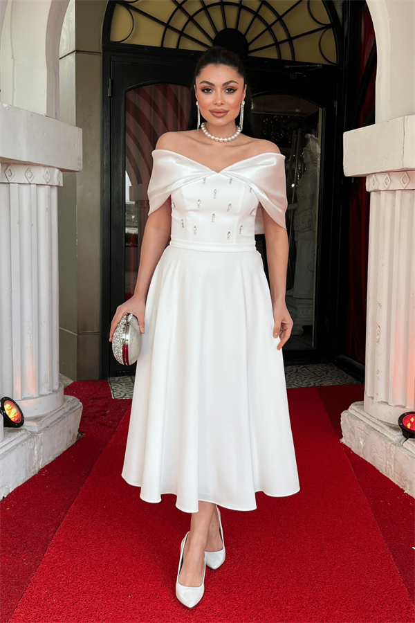 Krep Kumaş Taş Detaylı Midi Elbise - BEYAZ