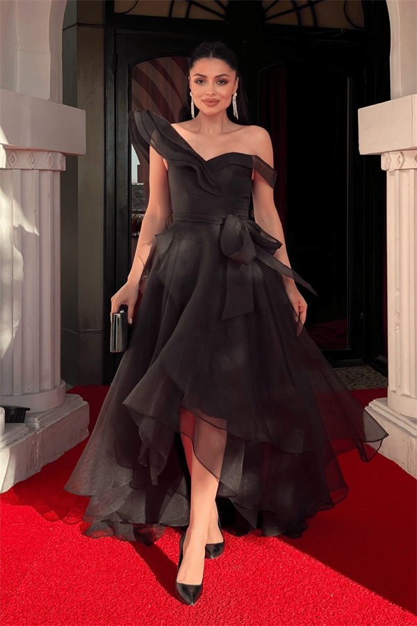 Organze Kumaş Kat Kat Abiye Elbise - SİYAH