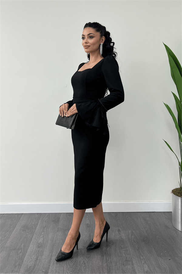 Otriş Detaylı Kare Yaka Kalem Elbise - SİYAH