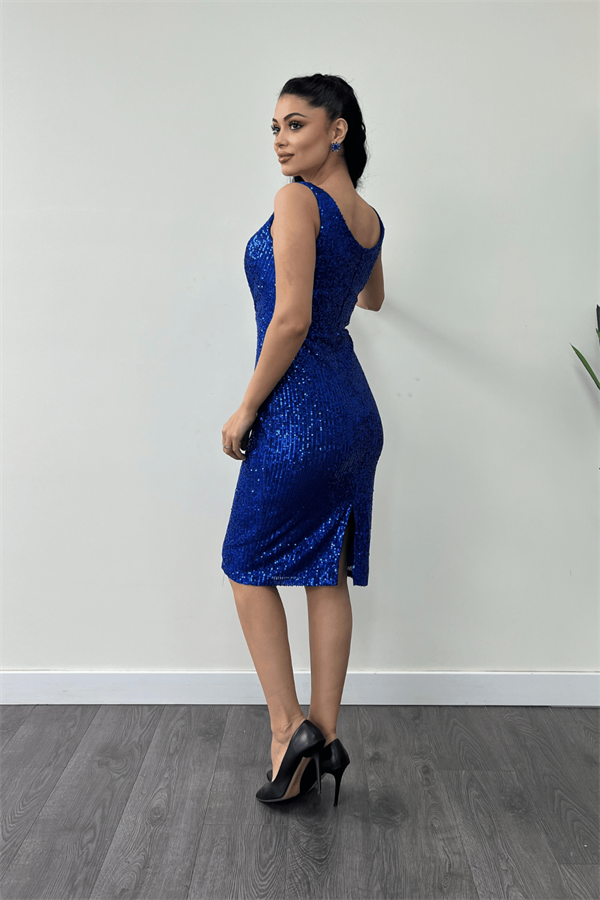 Payet Kumaş Büzgü Detaylı Kalın Askılı Elbise - SAKS MAVİ