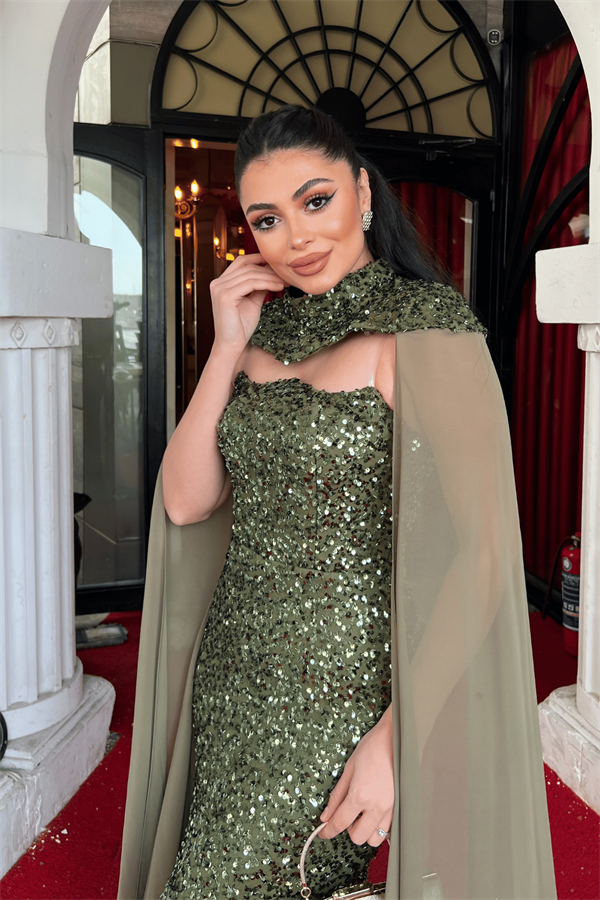 Payet Kumaş Pelerin Detaylı Abiye Elbise - HAKİ YEŞİLİ