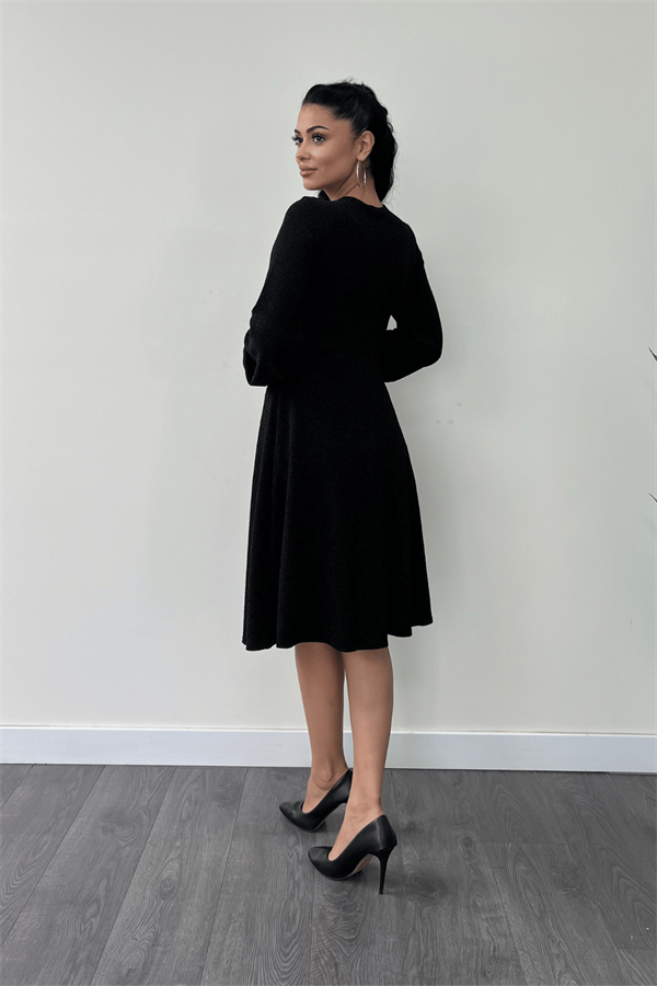 Pırıltılı Krep Kumaş Burgu Detaylı Midi Elbise - SİYAH