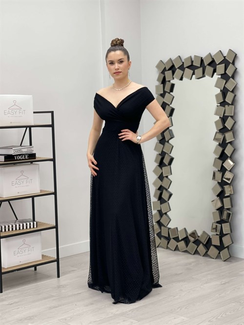 فستان بياقة على شكل قارب مفصل منقطة - الأسود