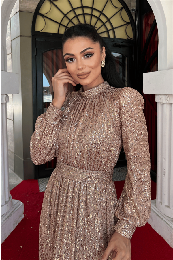 Pul Tül Payet Kumaş Büzgü Detaylı Kiloş Elbise - BRONZ