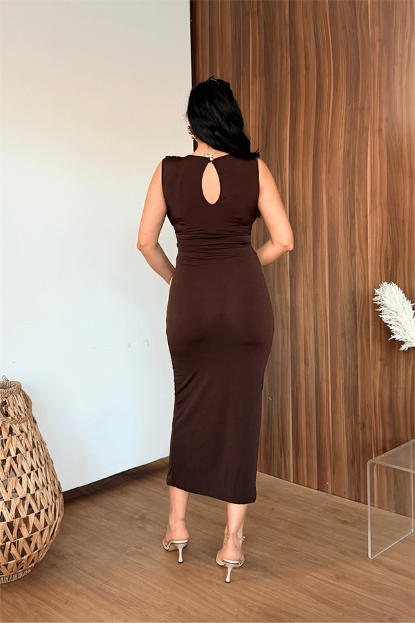 Sandy Kumaş Büzgü Detaylı Elbise - KAHVERENGİ