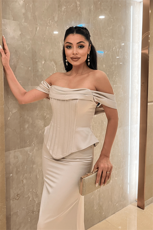 Saten Kumaş Balen Detaylı Abiye Elbise - BEJ