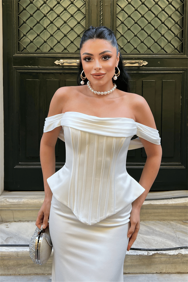 Saten Kumaş Balen Detaylı Abiye Elbise - BEYAZ