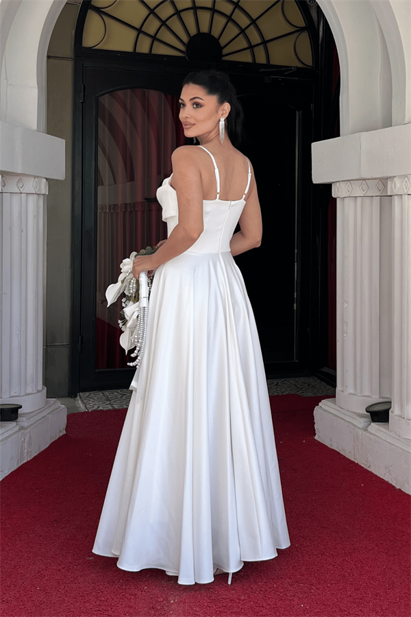 Saten Kumaş Balen Detaylı Degaje Yaka Elbise - BEYAZ