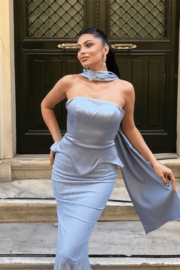 Saten Kumaş Dantel Detaylı Abiye Elbise - BEBE MAVİSİ