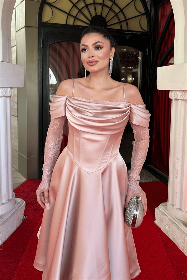 Saten Kumaş Degaje Yaka Dantel Detaylı Midi Elbise - PUDRA