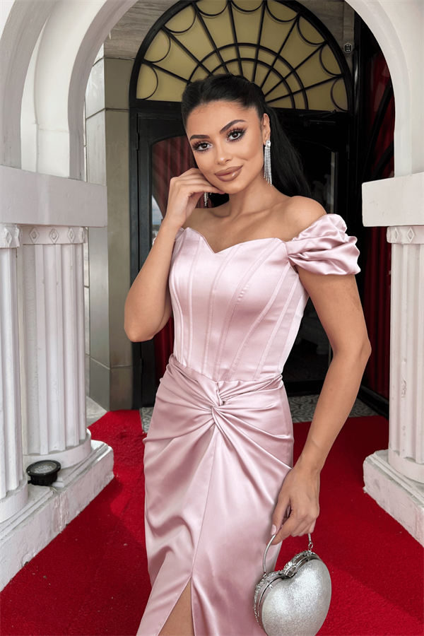 Saten Kumaş Drapeli Düşük Omuz Abiye Elbise - PUDRA