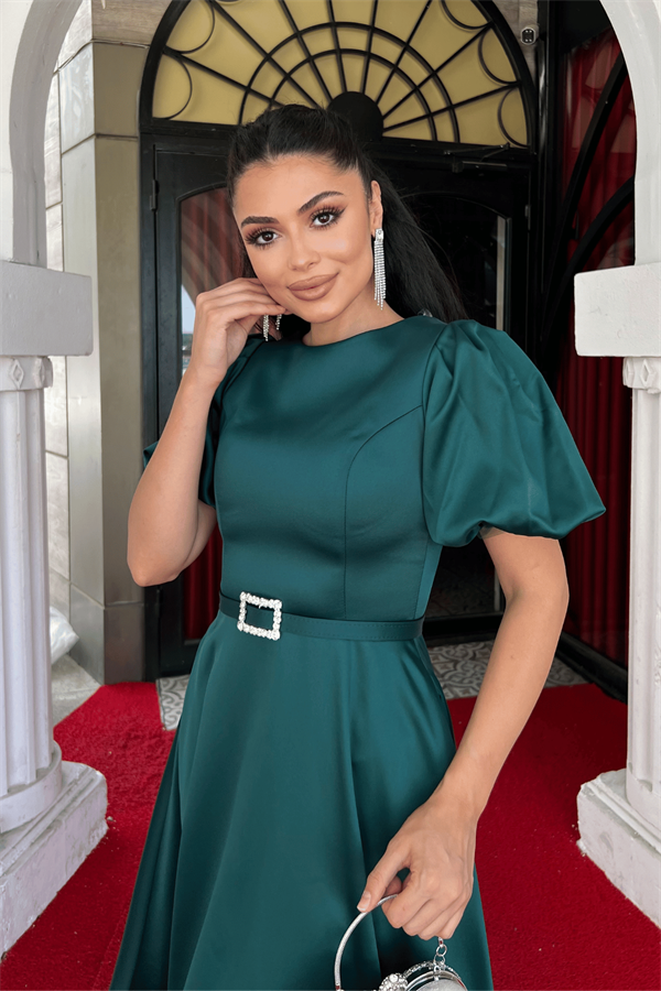 فستان ميدي بحزام من قماش الساتان - الزمرد الأخضر