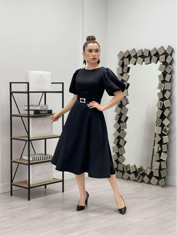 فستان ميدي بحزام من قماش الساتان - الأسود