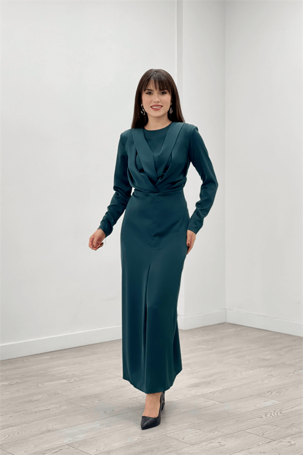 Saten Kumaş Pile Detaylı Tesettür Abiye Elbise - ZÜMRÜT YEŞİL