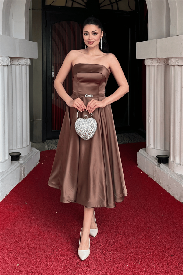 Saten Kumaş Sırt İp Detaylı Midi Elbise - KAHVERENGİ