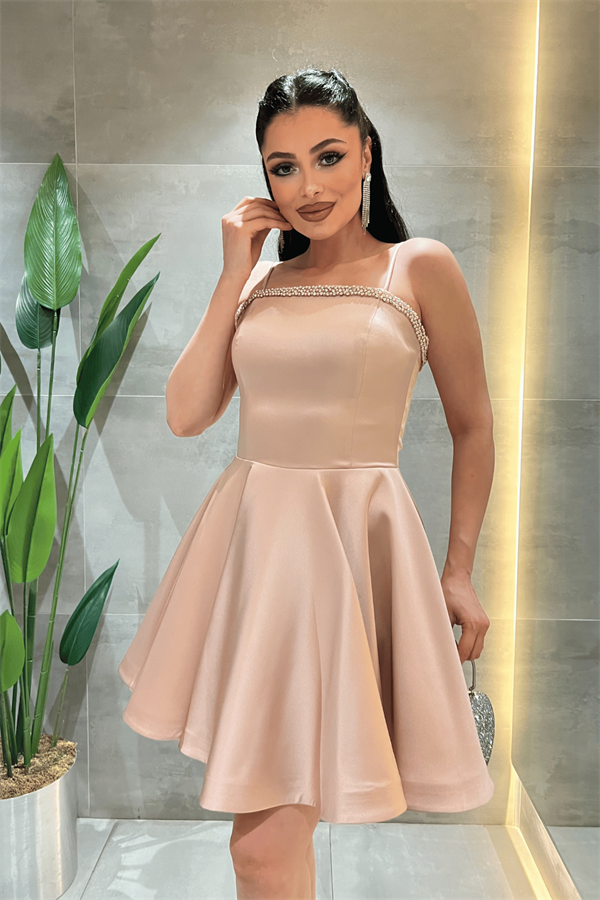 Saten Kumaş Taş Detaylı Mini Elbise - KREM