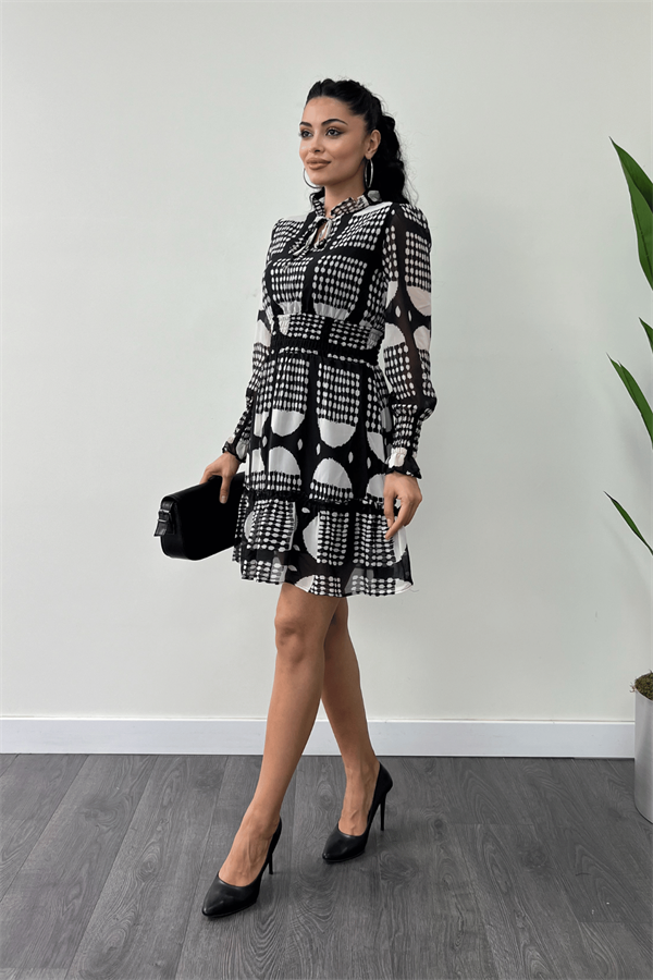 Şifon Kumaş Beli Lastik Detaylı Mini Elbise - SİYAH