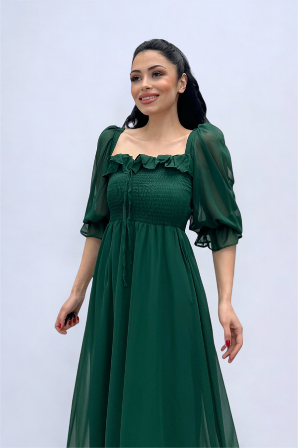Şifon Kumaş Göğüs Büzgü Detaylı Midi Elbise - ZÜMRÜT YEŞİL