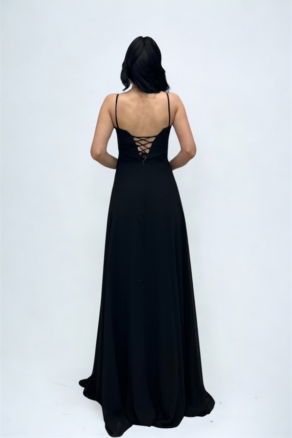 Şifon Kumaş Tüy Detaylı Sırt Dekolteli Abiye Elbise - SİYAH